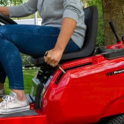 Solo By AL-KO Premium R 85.1 Li 72V Battery-Powered Rear Collect Ride-On Mower -Lawn Mower Shop al ko solo r85.1 battery ride on mower lifestyle 3