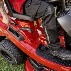 Solo By AL-KO T 15-93 HD-A Comfort 93cm/36" Hydrostatic Rear Collect Lawn Tractor -Lawn Mower Shop al ko t13 93.3hd lawn tractor controls 1