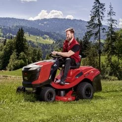 Solo By AL-KO T 18-93 HD-A V2 Comfort 93cm/36" Hydrostatic Rear Collect Lawn Tractor -Lawn Mower Shop al ko t13 93.3hd lawn tractor lifestyle 2