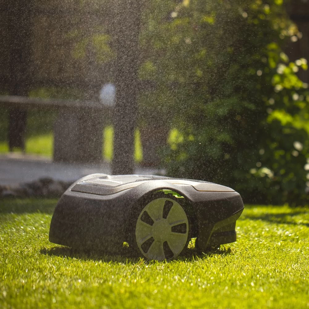 GreenWorks Optimow® 5 Robotic Lawn Mower 4 GreenWorks Optimow® 5 Robotic Lawn Mower - Image 2