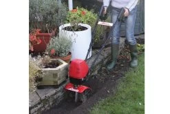 Mantis Classic 7252-12-40 780W Electric Tiller With FREE Kickstand -Lawn Mower Shop mantis classic electric tiller lifestyle