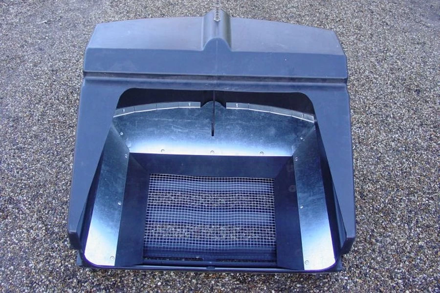 SCH 36" HSTS98 Hard Surface Towed Sweeper 5 SCH 36" HSTS98 Hard Surface Towed Sweeper - Image 3