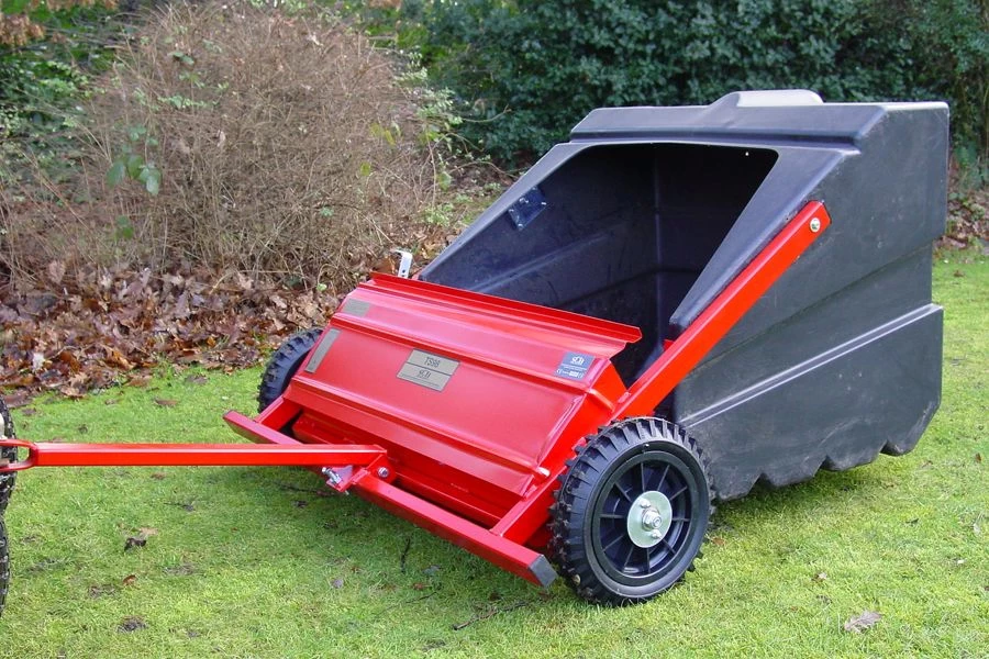 SCH TS98 36" Tow-Behind Sweeper With Rigid Plastic Hopper 4 SCH TS98 36" Tow-Behind Sweeper With Rigid Plastic Hopper - Image 2