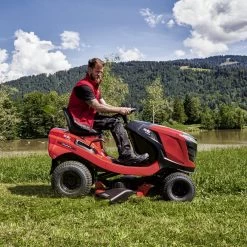 Solo By AL-KO T 15-93 HDS-A Comfort 93cm/36" Hydrostatic Side Discharge / Mulching Lawn Tractor -Lawn Mower Shop solo by al ko t22 111.3 hds a v2 lawn tractor lifestyle 2 2