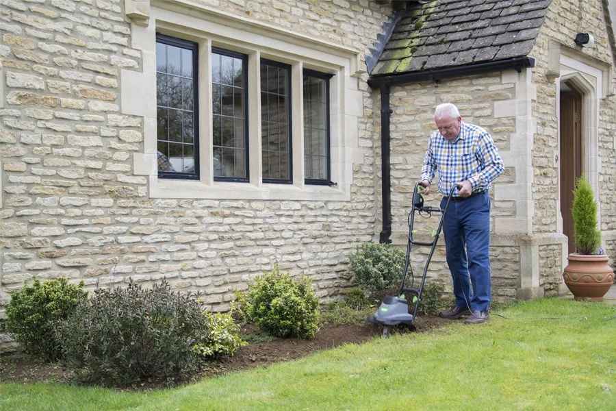 The Handy THET 800W Electric Garden Tiller 7 The Handy THET 800W Electric Garden Tiller - Image 5